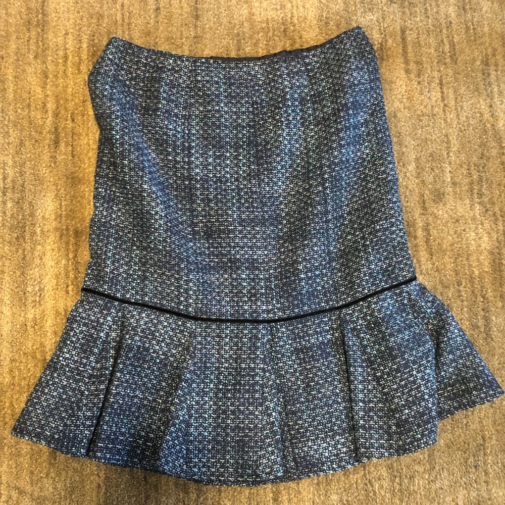 TAHARI peplum skirt